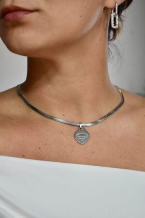 WhatsApp Image 2026-01-19 at 6.54.54 PM Collar Bruma